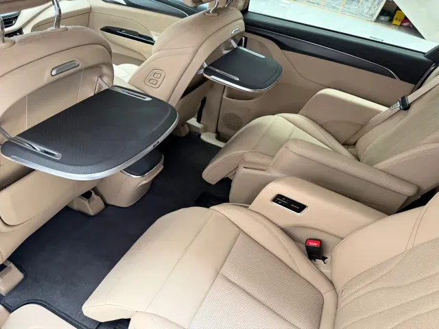 Buick Buick GL8 New Energy 2025 Land Honor Premium Edition 7-Seater — Фото автомобиля 11