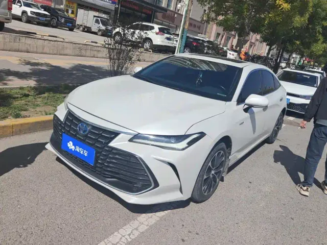 Фотография автомобиля — Toyota Avalon