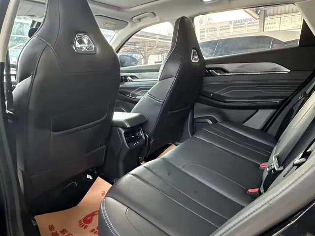 Dongfeng Haohan — Фото автомобиля 11