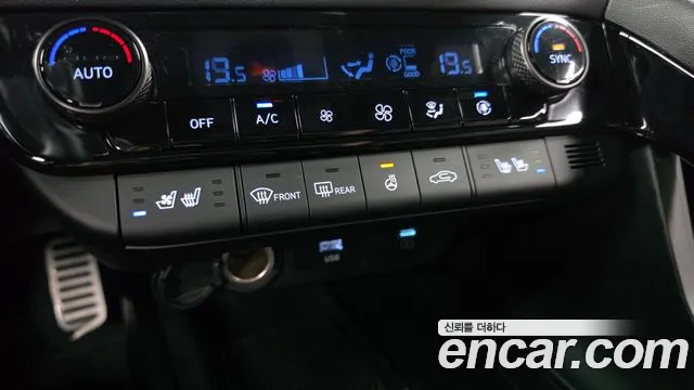 Hyundai Avante CN7 — Фото автомобиля 20