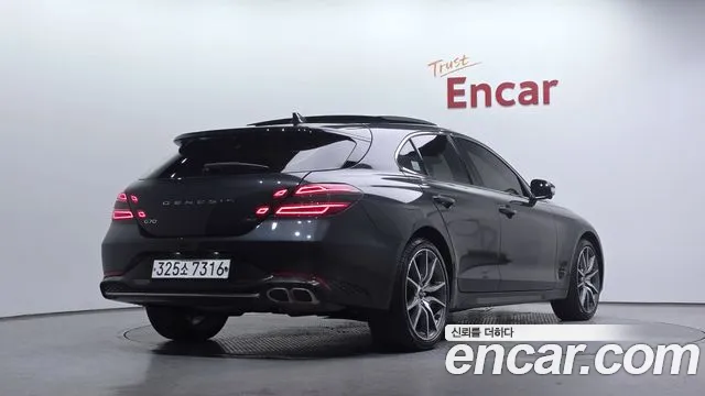 Genesis G70 — Фото автомобиля 2