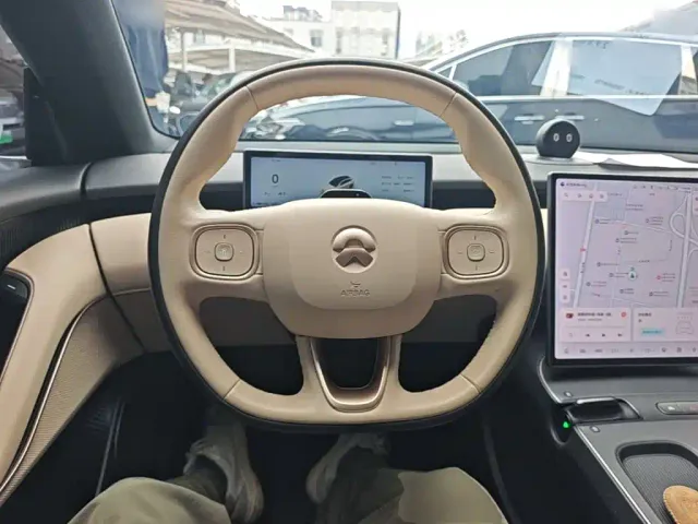 Nio ET5 Touring — Фото автомобиля 10