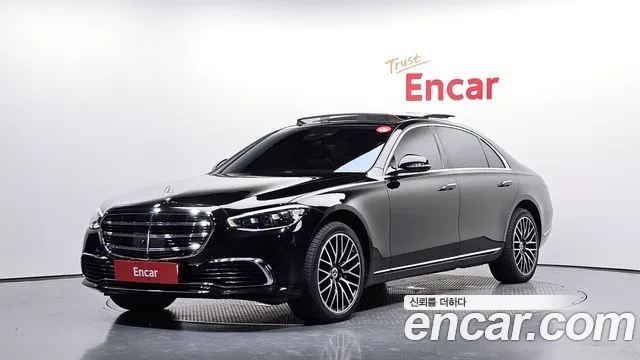 Фотография автомобиля — Mercedes-Benz S-Class