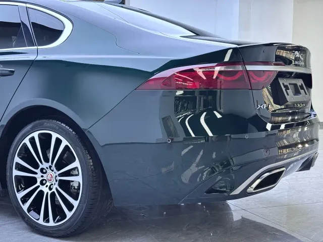 Jaguar XFL — Фото автомобиля 19
