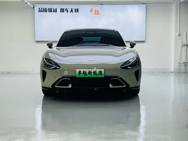 Xiaomi SU7 — Фото автомобиля 2