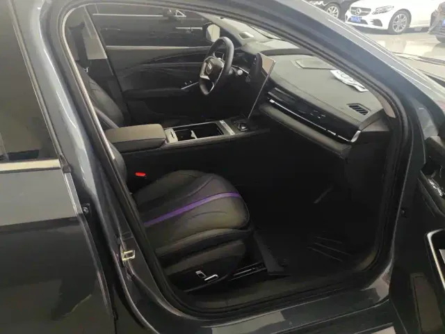 Geely Xingrui — Фото автомобиля 8