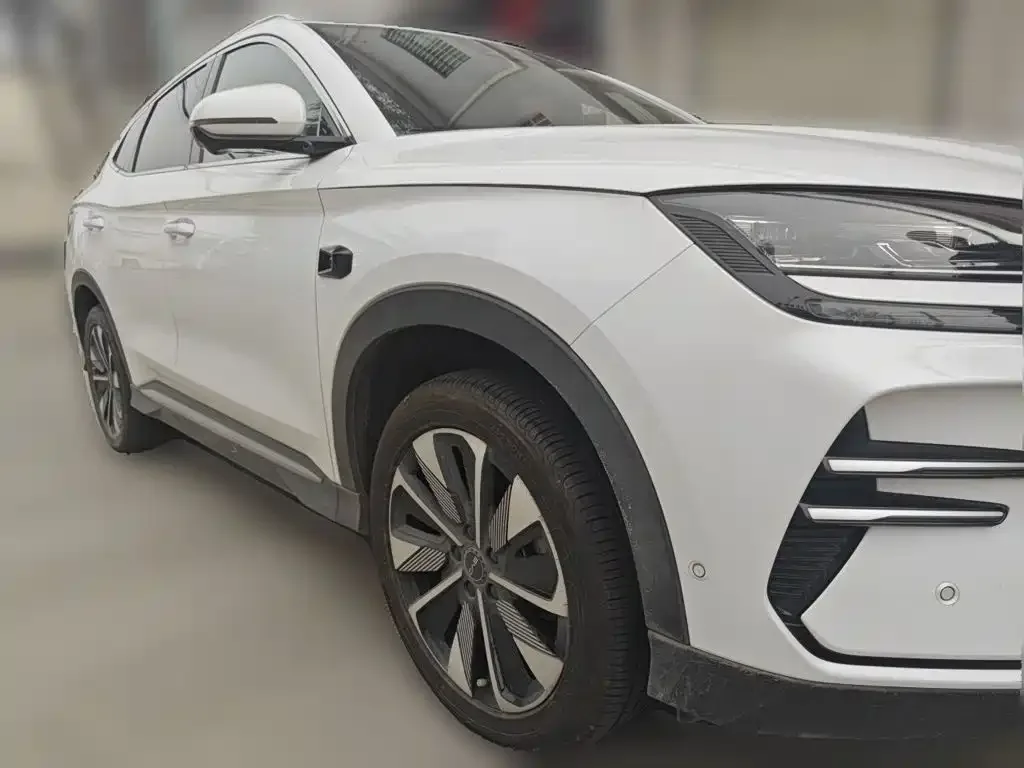 BYD Song PLUS PHEV 2025 EV Smart Driving Edition 520km Luxury — Фото автомобиля 3