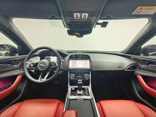 Jaguar Jaguar XEL 2021 2.0T 250PS R-DYNAMIC S Progressive Sport Edition — Фото автомобиля 15