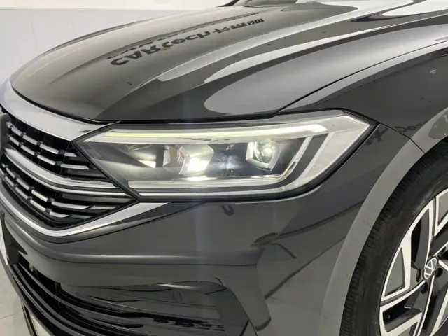 Volkswagen Sagitar — Фото автомобиля 9