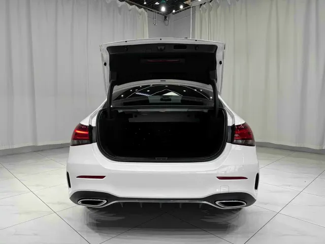 Mercedes-Benz A-Class — Фото автомобиля 20
