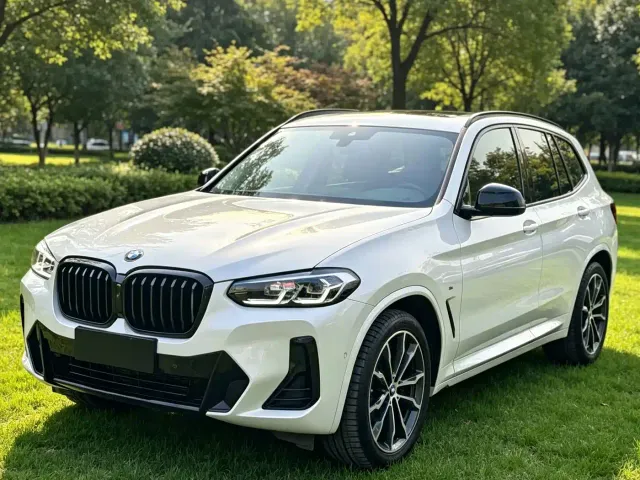 Фотография автомобиля — BMW X3