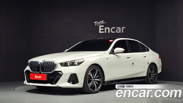 Фотография автомобиля — BMW 5 Series G60