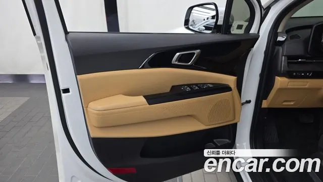 Kia Canival Carnival 4 поколение Дизель 9 мест Prestige — Фото автомобиля 24