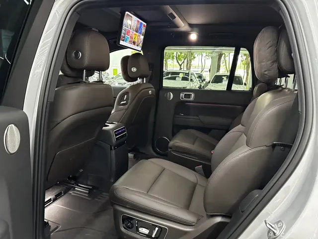 Li Auto L9 — Фото автомобиля 6