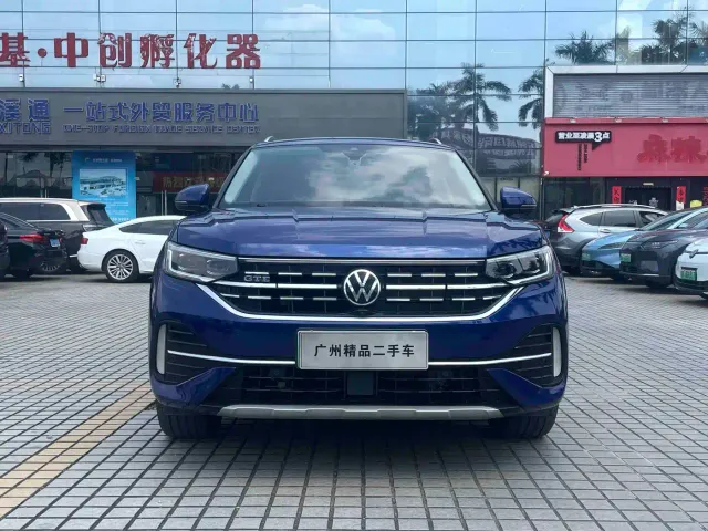 Volkswagen Tayron GTE Plug-in Hybrid — Фото автомобиля 2