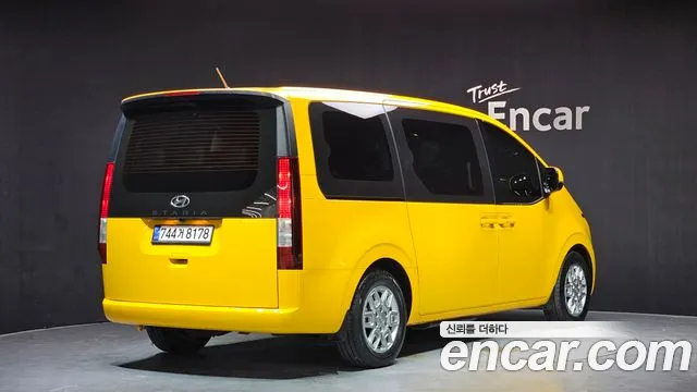 Hyundai Staria — Фото автомобиля 2