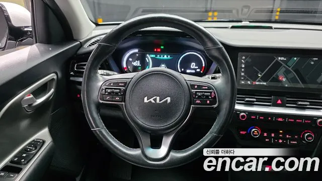 Kia Niro Niro Plus Air — Фото автомобиля 13