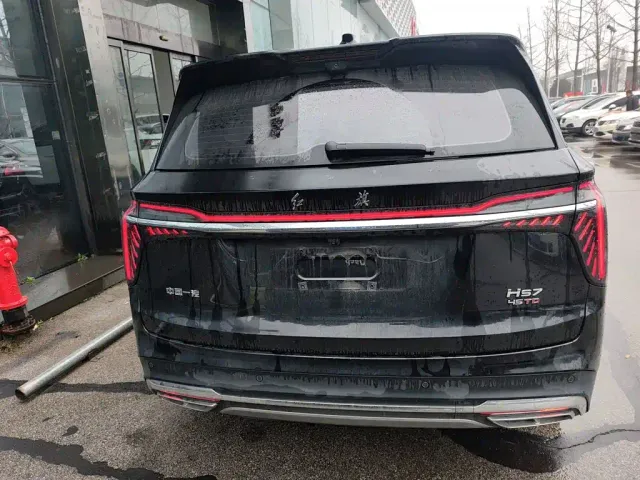 Hongqi HS7 — Фото автомобиля 3