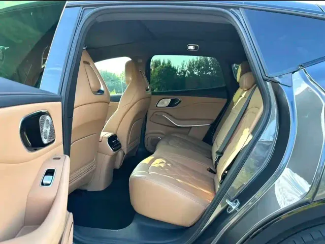 Roewe Feifan R7 — Фото автомобиля 7