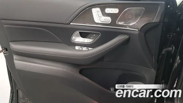 Mercedes-Benz GLE-Class — Фото автомобиля 15