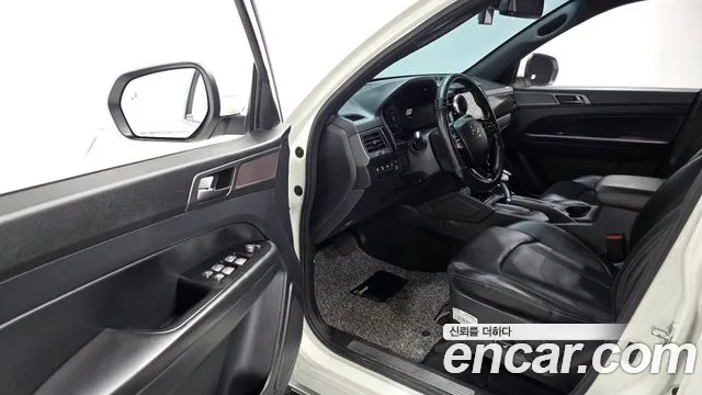 KG_Mobility_Ssangyong Rexton Новый Rexton Sport Дизель 2.2 4WD — Фото автомобиля 10