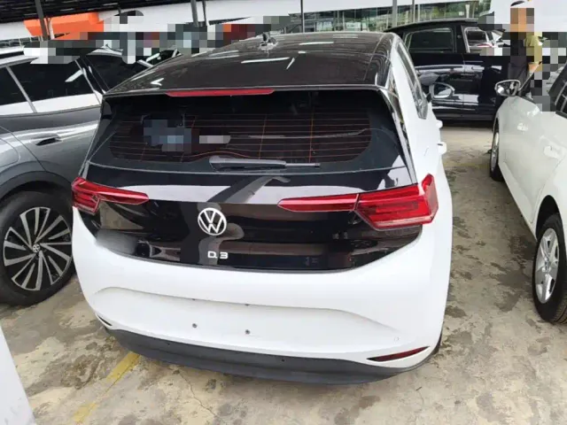 Volkswagen ID.3 — Фото автомобиля 5