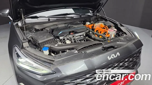 Kia K8 Hybrid — Фото автомобиля 6