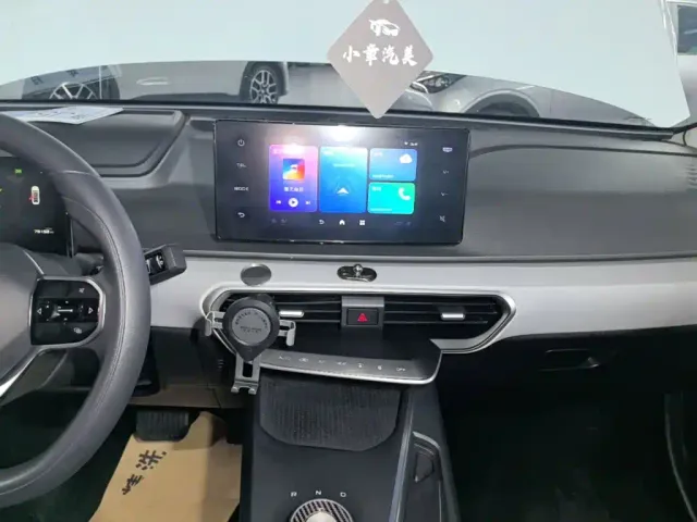 Geely Geometry Geely Geometry A 2024 410KM Travel Edition — Фото автомобиля 12