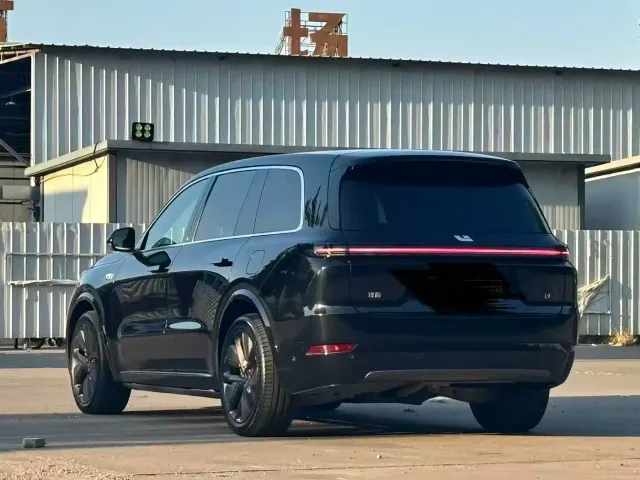Li Auto L9 — Фото автомобиля 3