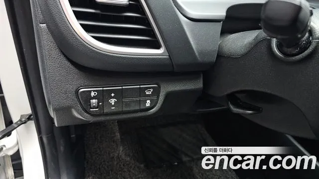Kia Seltos Бензин 1.6 турбо 2WD — Фото автомобиля 26