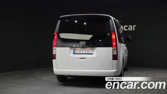 Hyundai Staria Staria Tourer 9 мест — Фото автомобиля 4