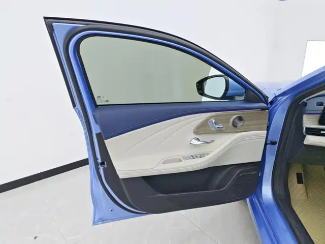 Chery Arrizo 8 — Фото автомобиля 7