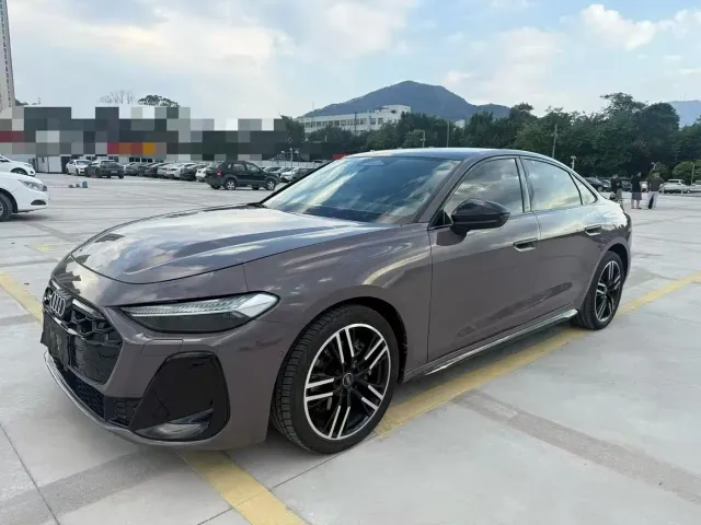 Фотография автомобиля — Audi A5L