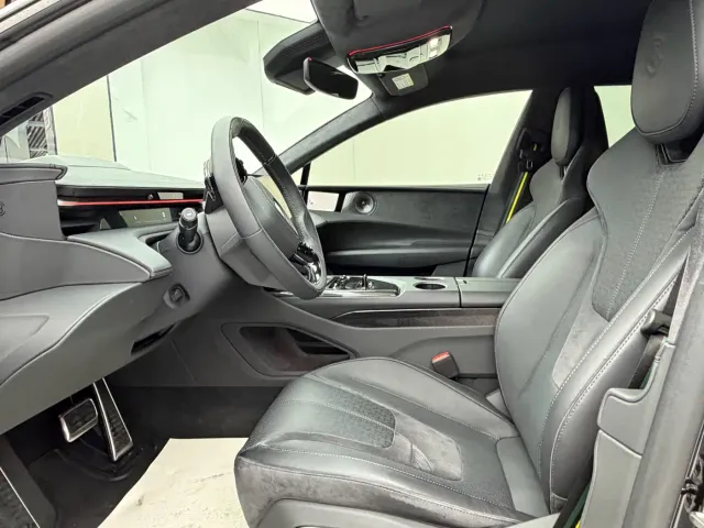 Lotus Emeya — Фото автомобиля 4
