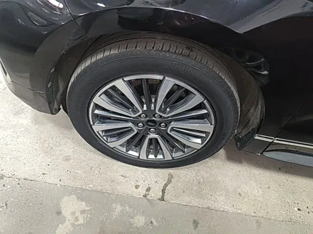 Ford Edge — Фото автомобиля 22