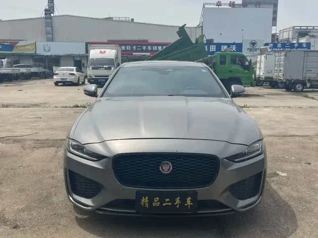 Jaguar XEL — Фото автомобиля 2