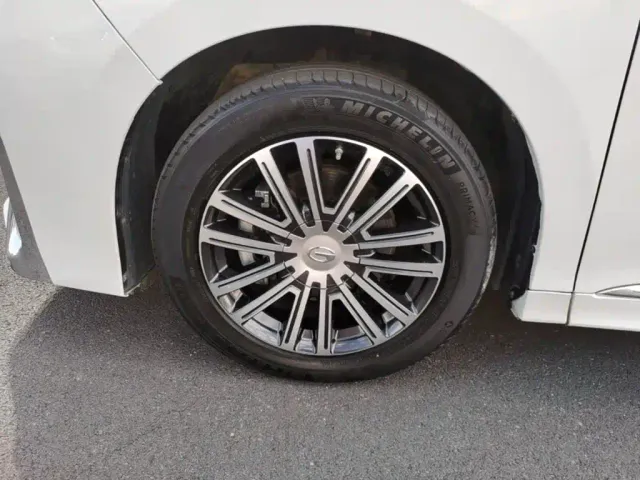GAC Trumpchi M8 — Фото автомобиля 22