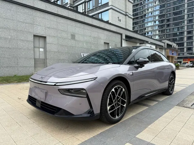 Фотография автомобиля — Xpeng P7+