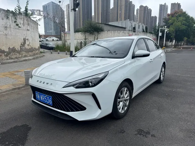 Roewe i5 — Фото автомобиля 2