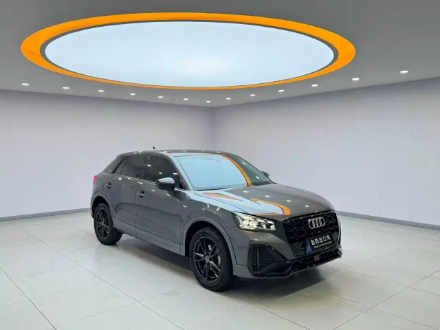 Audi Q2L — Фото автомобиля 3