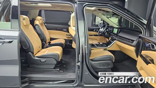 Kia Carnival Generation 4 — Фото автомобиля 12