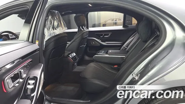 Mercedes-Benz S-Class — Фото автомобиля 26