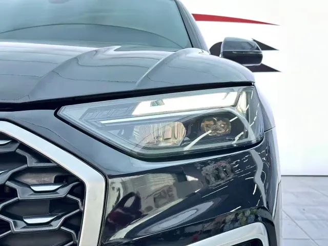 Audi Q5L Sportback — Фото автомобиля 5