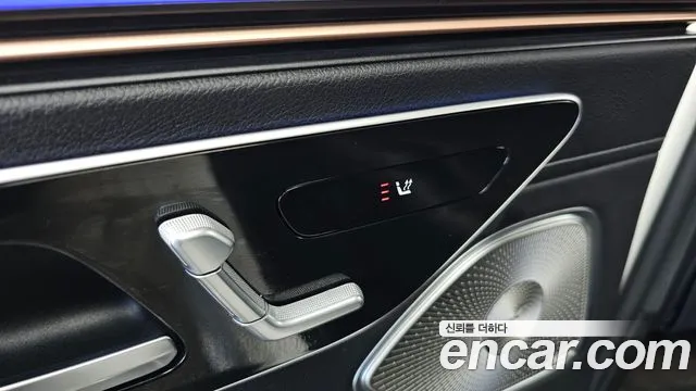 Mercedes-Benz EQS — Фото автомобиля 27