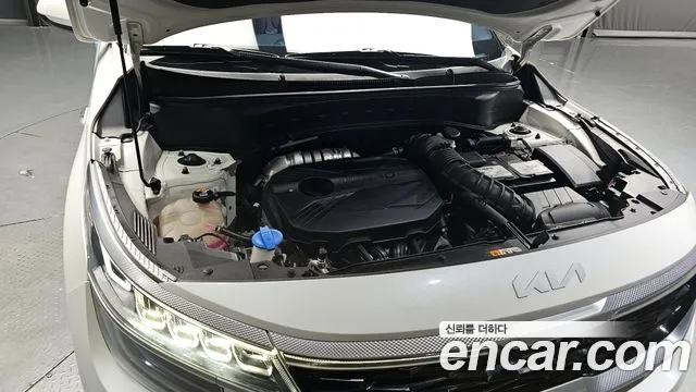 Kia Seltos — Фото автомобиля 6