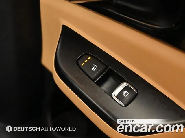 Kia Carnival Generation 4 — Фото автомобиля 16