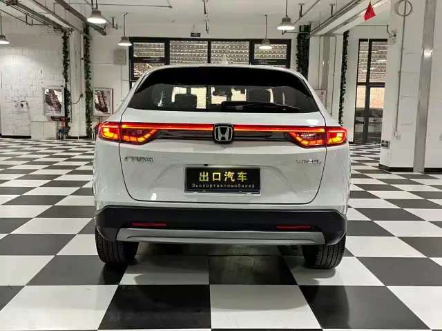 Honda Vezel — Фото автомобиля 8