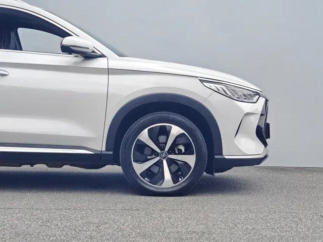 BYD Song PLUS — Фото автомобиля 6