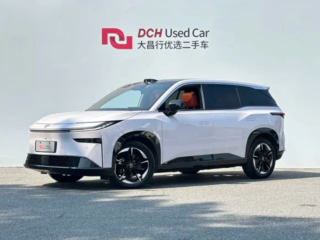 Фотография автомобиля — Toyota BoZhi 3X