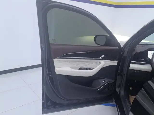 Geely Xingyue L — Фото автомобиля 7